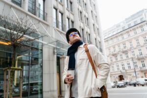 what do smart glasses do